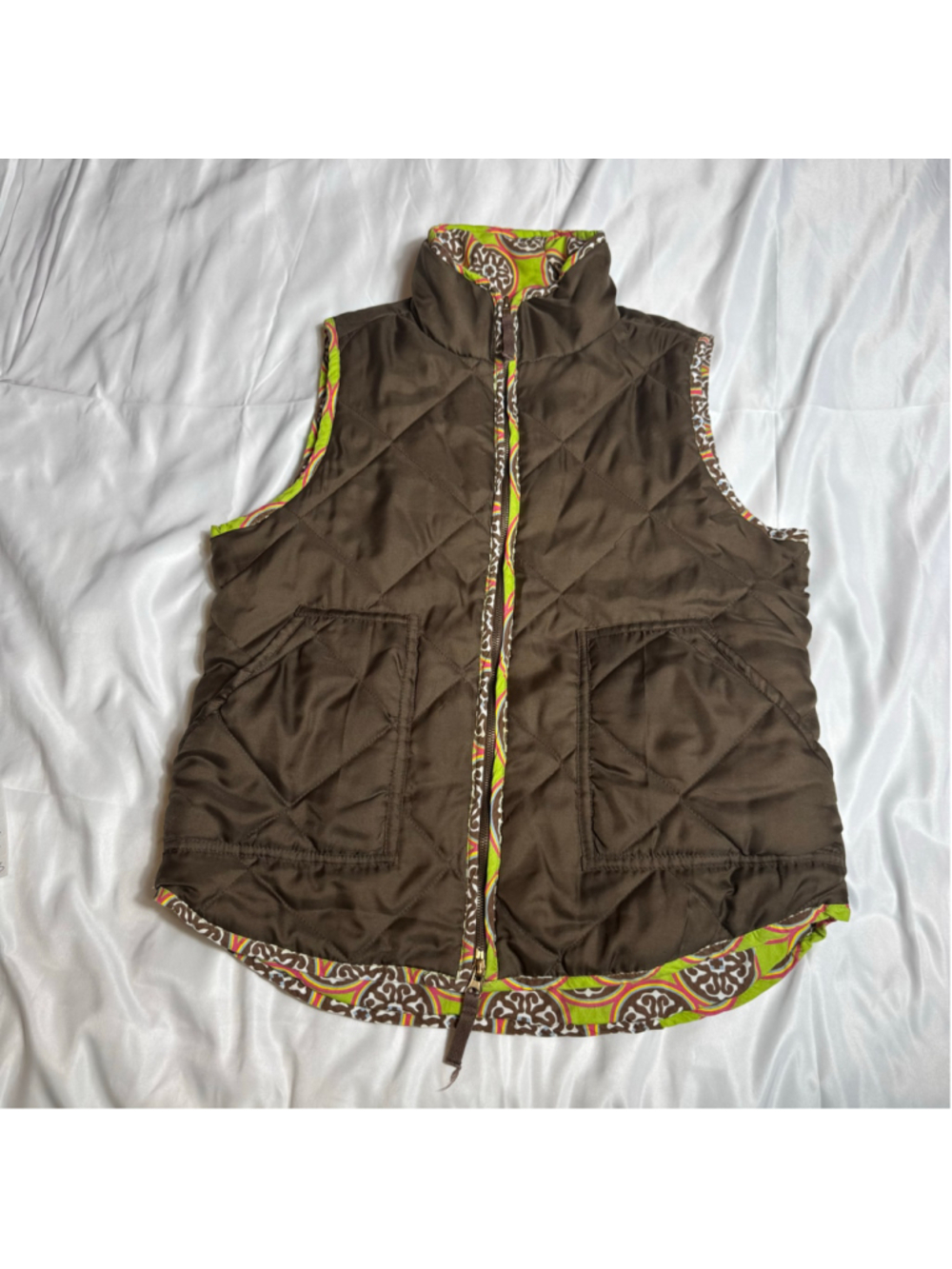Women's Dizzy Lizzie Quilted Vest Size S Brown Green Patterned